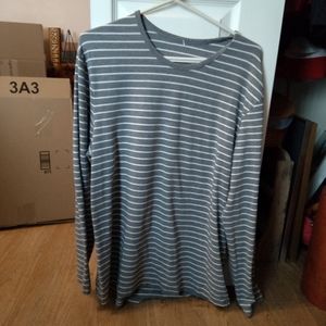Lululemon long sleeve t shirt
